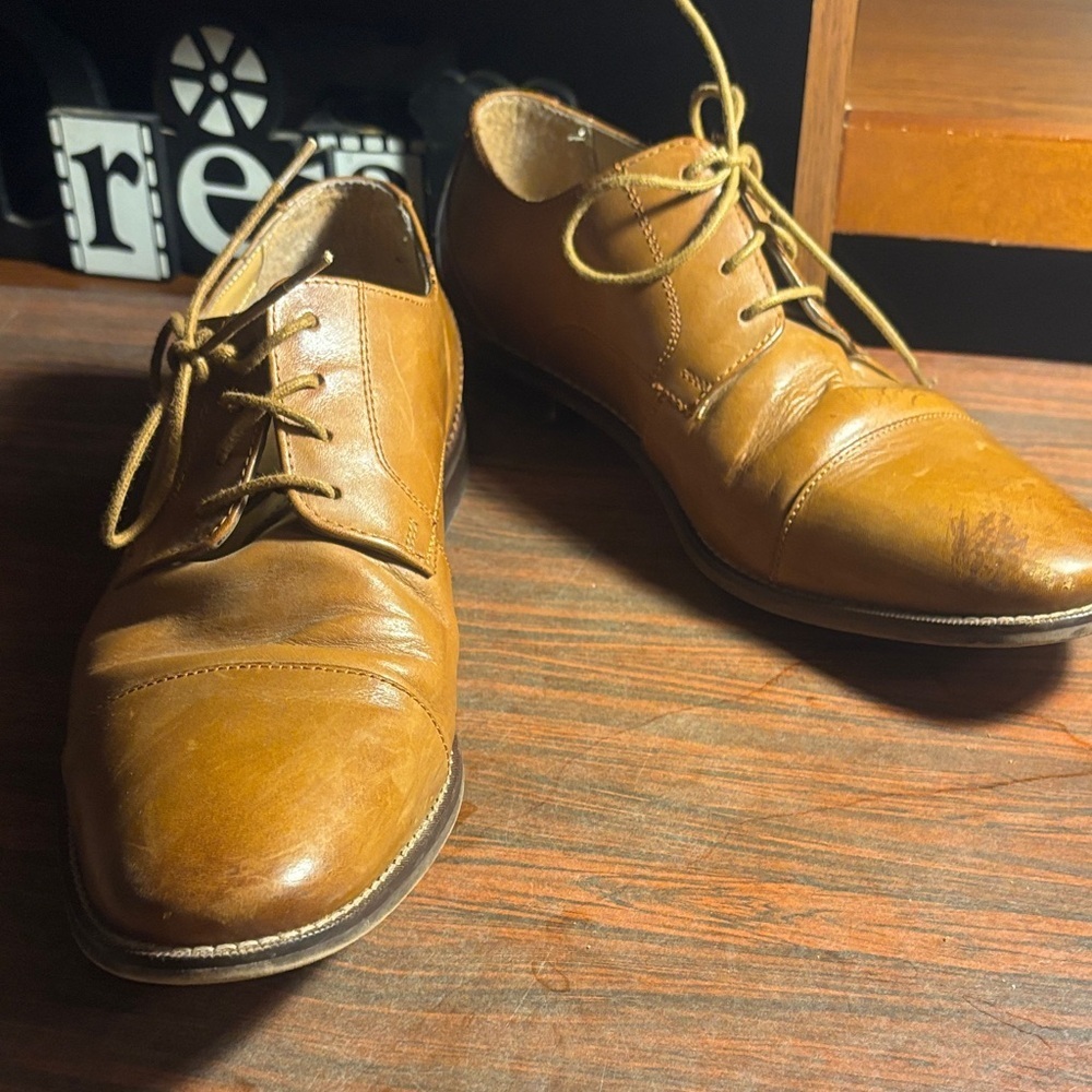Florsheim Tan Leather Oxfords